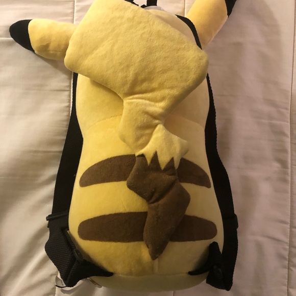 Pikachu backpack - Picture 3 of 3